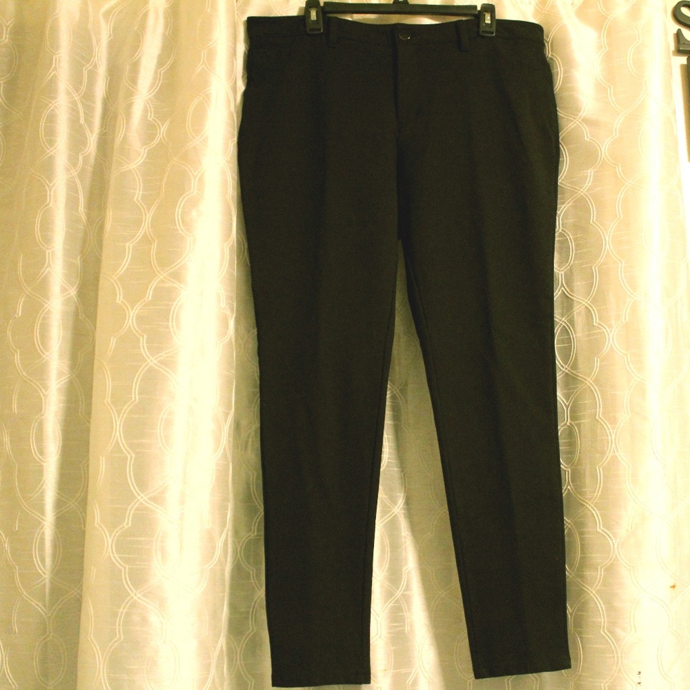 Ava & Viv Black Legging Pants